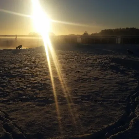 Bed & Breakfast Landhotel Kreien 3*