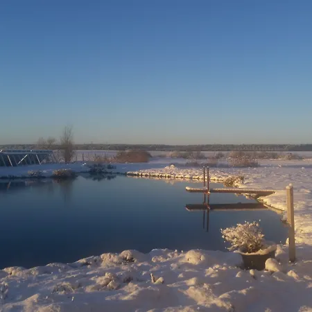 Bed & Breakfast Landhotel Kreien 3*