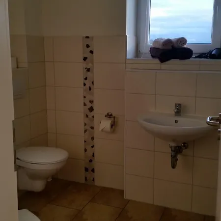 Bed & Breakfast Landhotel Kreien 3*