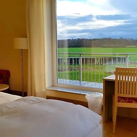 Landhotel Kreien 3*