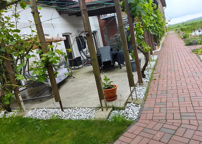 Landhotel Kreien B&B 3*