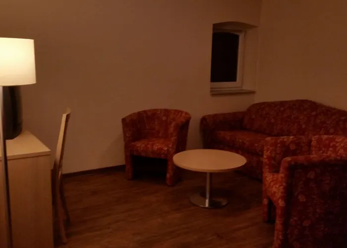 B&B Landhotel Kreien 3*